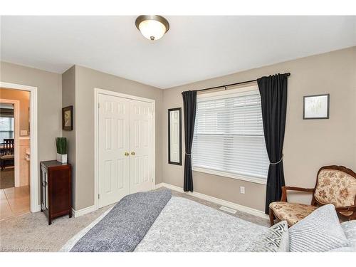 1060 Beach Boulevard, Hamilton, ON - Indoor Photo Showing Other Room