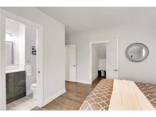 2952 North Shore Drive, Lowbanks, ON - Indoor Photo Showing Bedroom