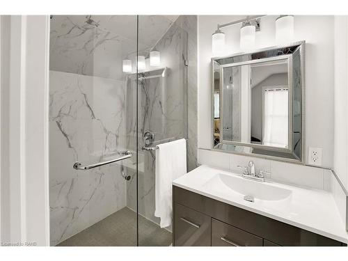 2952 North Shore Drive, Lowbanks, ON - Indoor Photo Showing Bathroom