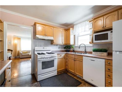 204 Parkdale Avenue S, Hamilton, ON - Indoor Photo Showing Kitchen With Double Sink