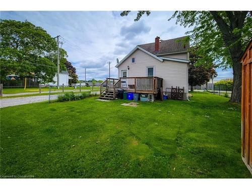 11 Carlton Street, St. Catharines, ON - Outdoor