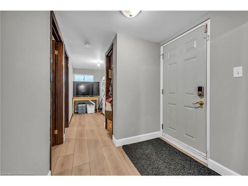 486 Winniett Street, Caledonia, ON - Indoor Photo Showing Other Room