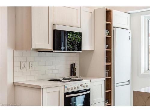 268 Hunter Street W, Hamilton, ON - Indoor Photo Showing Kitchen