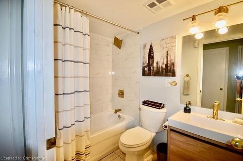 704-99 Donn Avenue, Stoney Creek, ON - Indoor Photo Showing Bathroom