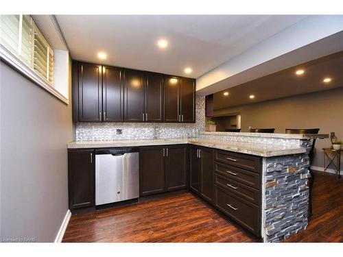 419 Sanatorium Road, Hamilton, ON - Indoor Photo Showing Kitchen