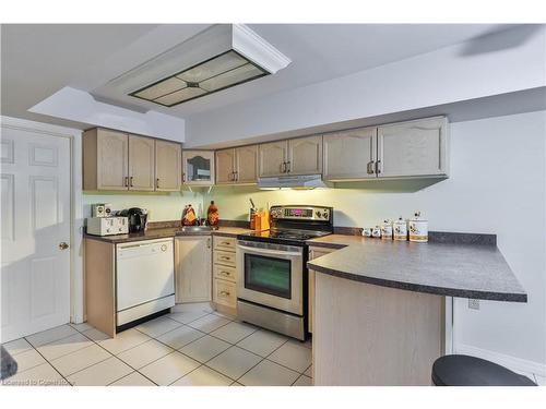 345 Freelton Road, Hamilton, ON - Indoor Photo Showing Kitchen