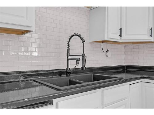 256 Wellington Street N, Hamilton, ON - Indoor Photo Showing Kitchen With Double Sink