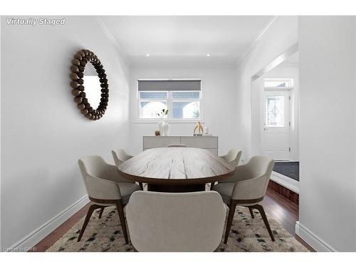 256 Wellington Street N, Hamilton, ON - Indoor Photo Showing Dining Room