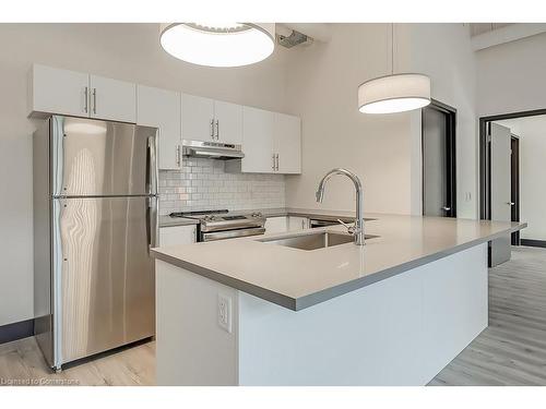 102-121 King Street E, Hamilton, ON - Indoor Photo Showing Kitchen With Stainless Steel Kitchen With Upgraded Kitchen