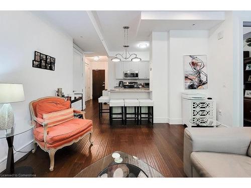 410-112 King Street E, Hamilton, ON - Indoor Photo Showing Living Room