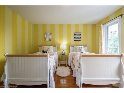 718 Rymal Road E, Hamilton, ON - Indoor Photo Showing Bedroom