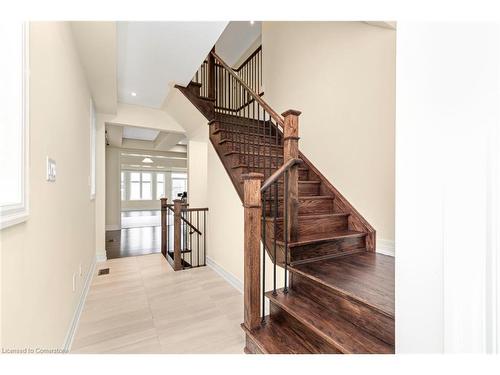 9538 Tallgrass Avenue, Niagara Falls, ON - Indoor Photo Showing Other Room