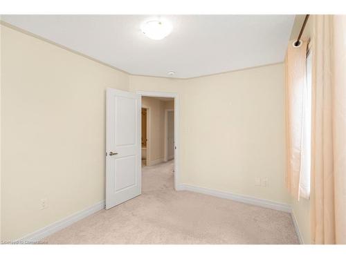 9538 Tallgrass Avenue, Niagara Falls, ON - Indoor Photo Showing Other Room