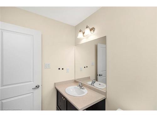 9538 Tallgrass Avenue, Niagara Falls, ON - Indoor Photo Showing Bathroom