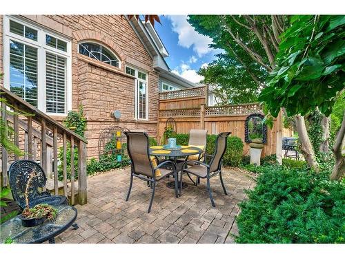 2264 Turnberry Road, Burlington, ON - Outdoor