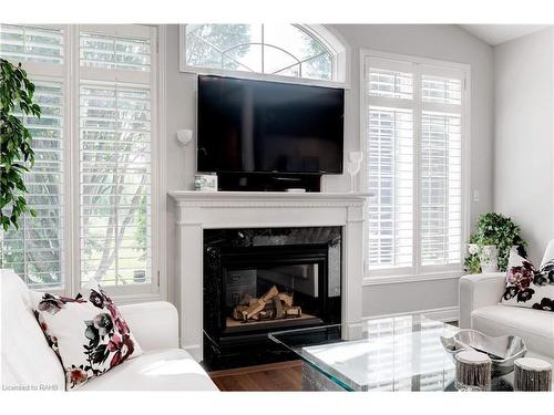 2264 Turnberry Road, Burlington, ON - Indoor Photo Showing Living Room With Fireplace