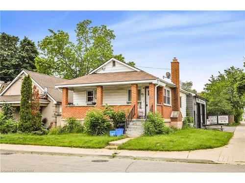 62 East 33Rd Street, Hamilton, ON - Outdoor With Facade