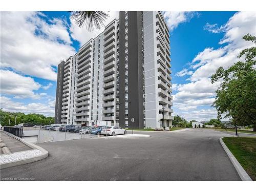 1008-2055 Upper Middle Road, Burlington, ON - Outdoor With Balcony With Facade