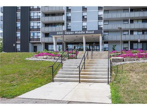 1008-2055 Upper Middle Road, Burlington, ON - Outdoor With Balcony With Facade