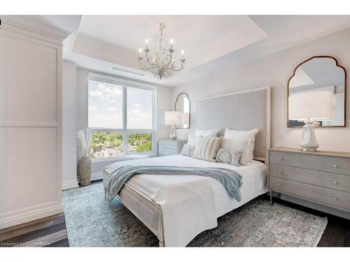 1201-2060 Lakeshore Road, Burlington, ON - Indoor Photo Showing Bedroom