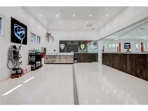 1272 Fiddlers Green Road, Ancaster, ON - Indoor Photo Showing Kitchen