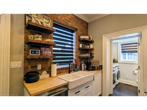 428 King William Street, Hamilton, ON - Indoor