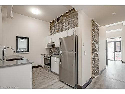 106-121 King Street E, Hamilton, ON - Indoor Photo Showing Kitchen