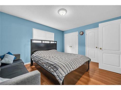 17-170 Dewitt Road, Stoney Creek, ON - Indoor Photo Showing Bedroom