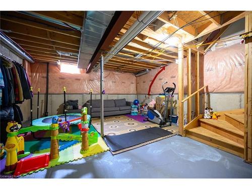 17-170 Dewitt Road, Stoney Creek, ON - Indoor Photo Showing Basement