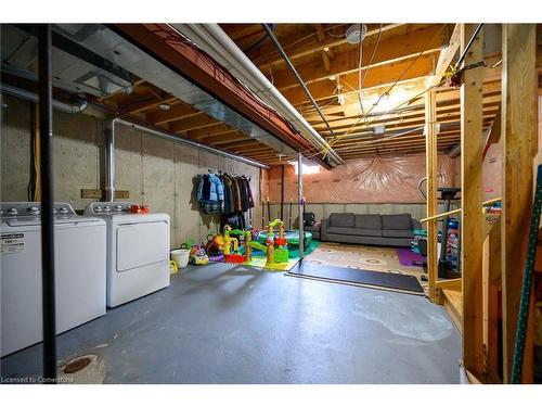 17-170 Dewitt Road, Stoney Creek, ON - Indoor Photo Showing Laundry Room