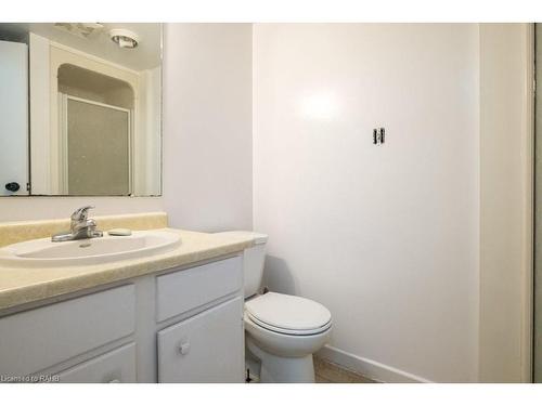 40 Mcdougall Drive, Thorold, ON - Indoor Photo Showing Bathroom