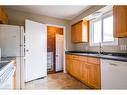 40 Mcdougall Drive, Thorold, ON  - Indoor Photo Showing Kitchen With Double Sink 