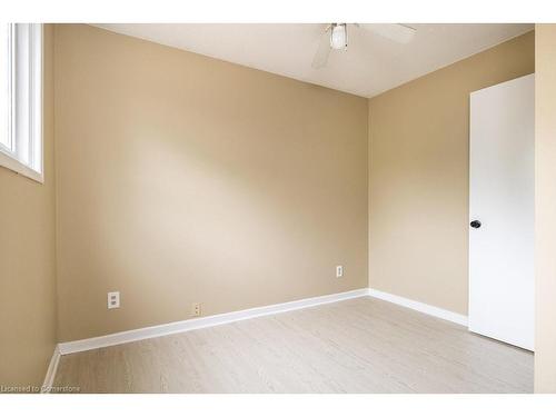 40 Mcdougall Drive, Thorold, ON - Indoor Photo Showing Other Room