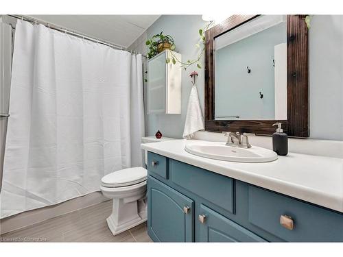 303 Dover Avenue, Port Dover, ON - Indoor Photo Showing Bathroom