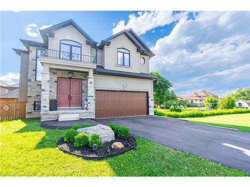 36 Kingspoint Circle, Stoney Creek, ON - Outdoor With Facade