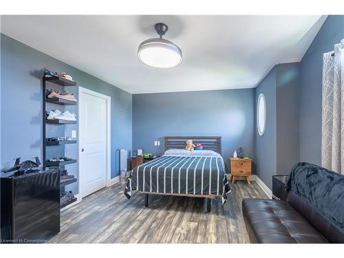 36 Kingspoint Circle, Stoney Creek, ON - Indoor Photo Showing Bedroom