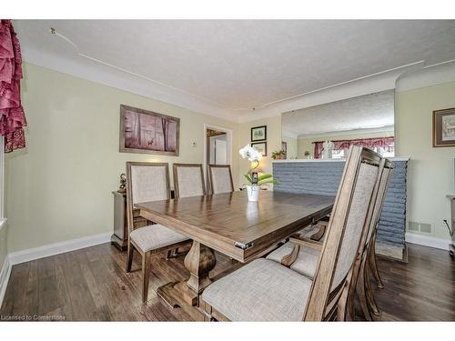 925 Highway 6 N, Flamborough, ON - Indoor Photo Showing Dining Room