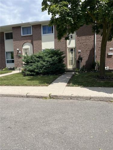 44-151 Gateshead Crescent, Stoney Creek, ON - Outdoor