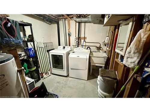 44-151 Gateshead Crescent, Stoney Creek, ON - Indoor Photo Showing Laundry Room