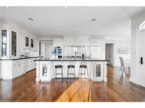 11863 Niagara River Parkway, Niagara Falls, ON - Indoor Photo Showing Kitchen With Upgraded Kitchen