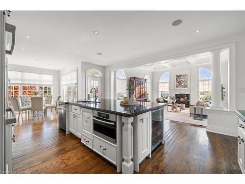 11863 Niagara River Parkway, Niagara Falls, ON - Indoor Photo Showing Kitchen With Upgraded Kitchen