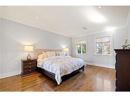 11863 Niagara River Parkway, Niagara Falls, ON - Indoor Photo Showing Bedroom