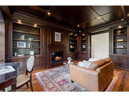 11863 Niagara River Parkway, Niagara Falls, ON - Indoor With Fireplace