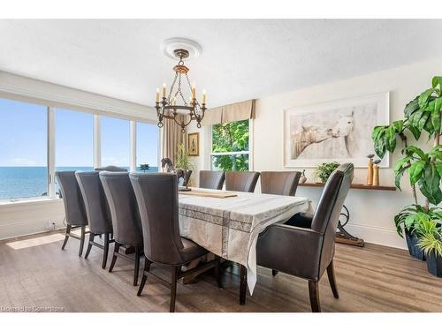 697 Sandy Bay Road, Dunnville, ON - Indoor Photo Showing Dining Room