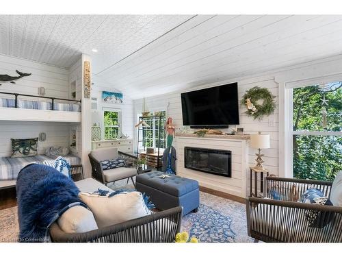 697 Sandy Bay Road, Dunnville, ON - Indoor Photo Showing Living Room With Fireplace