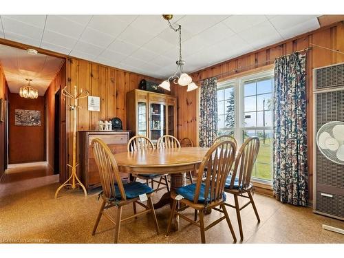 40 Erie Heights Line, Dunnville, ON - Indoor Photo Showing Dining Room