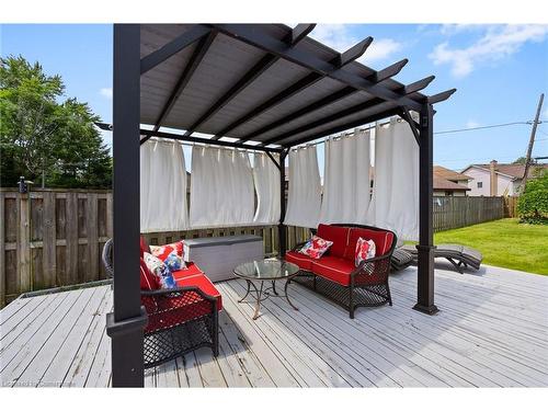 8371 Ares Court, Niagara Falls, ON - Outdoor With Deck Patio Veranda With Exterior