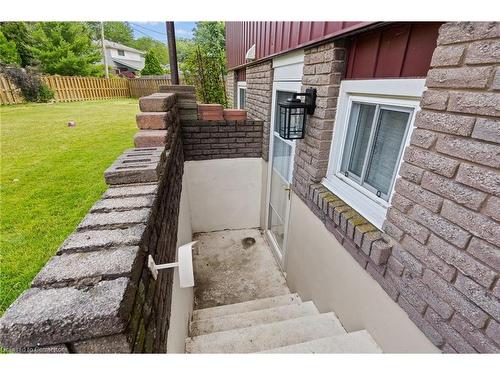 8371 Ares Court, Niagara Falls, ON - Outdoor With Deck Patio Veranda With Exterior