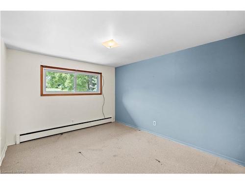 1352 Centre Road, Flamborough, ON - Indoor Photo Showing Other Room