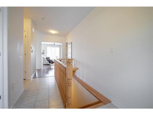 254 Galloway Trail, Welland, ON - Indoor Photo Showing Other Room